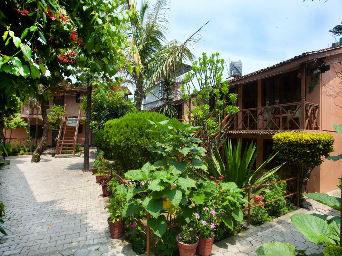 Spot On 486 Hotel Holy Lodge 索拉哈 外观 照片